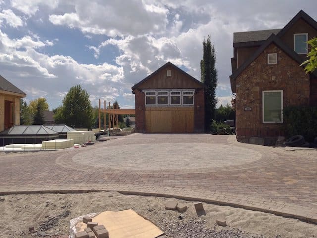 Brandon Sanderson Built an Underground Lair in Suburban Utah - Cal Newport